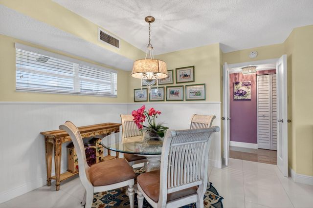 12 Colonial Club Drive 305, Boynton Beach, FL 33435