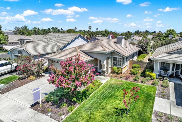 206 Heirloom Ct, Vacaville, CA 95687