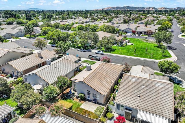 206 Heirloom Ct, Vacaville, CA 95687