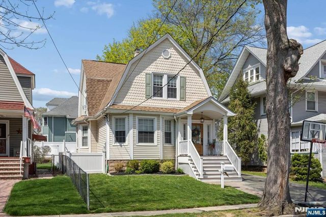 36 Hasbrouck Place, Rutherford, NJ 07070