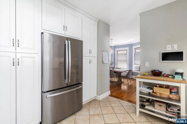 36 Hasbrouck Place, Rutherford, NJ 07070
