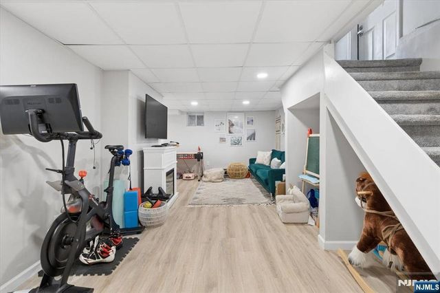 36 Hasbrouck Place, Rutherford, NJ 07070