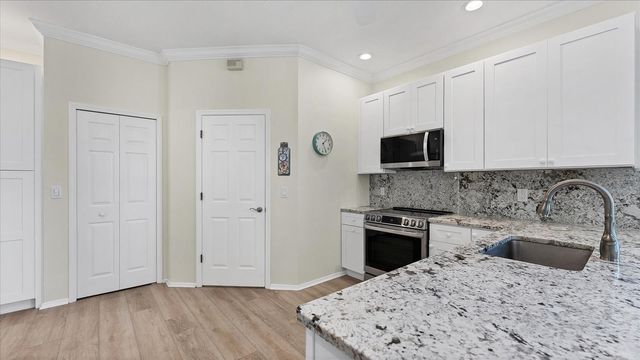 5107 55TH STREET CIRCLE W, Bradenton, FL 34210