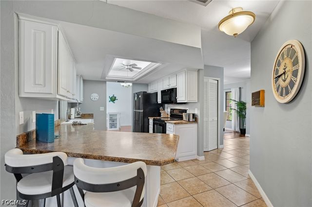 1906 Everest PKWY, Cape Coral, FL 33904