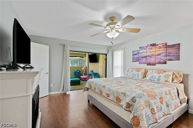 1906 Everest PKWY, Cape Coral, FL 33904