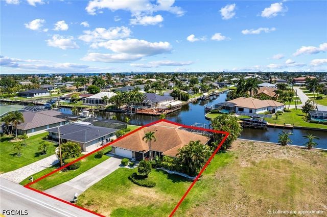 1906 Everest PKWY, Cape Coral, FL 33904