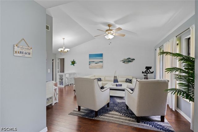 1906 Everest PKWY, Cape Coral, FL 33904