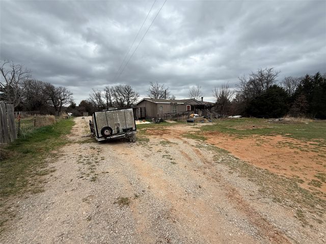 353 Co Rd 1260, Decatur, TX 76234