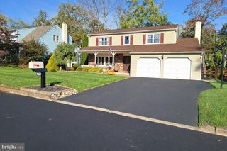 27 SEEDLING, Holland, PA 18966