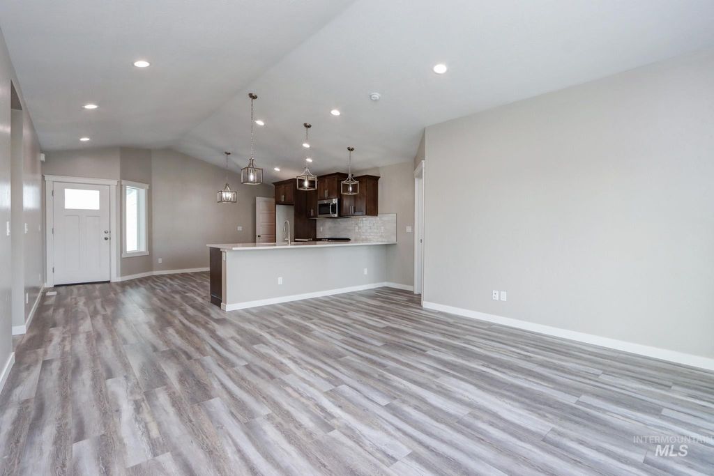 980 Campbell St, Vale, OR 97918 photo 9