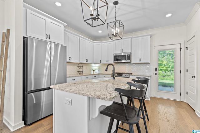 312 BARIMORE COURT, Helena, AL 35080