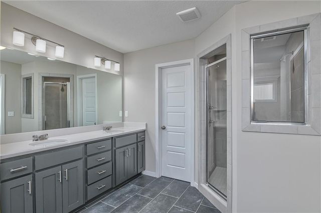 2739 W Park Street, Olathe, KS 66061