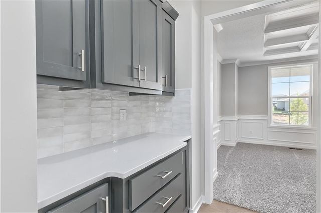 2739 W Park Street, Olathe, KS 66061