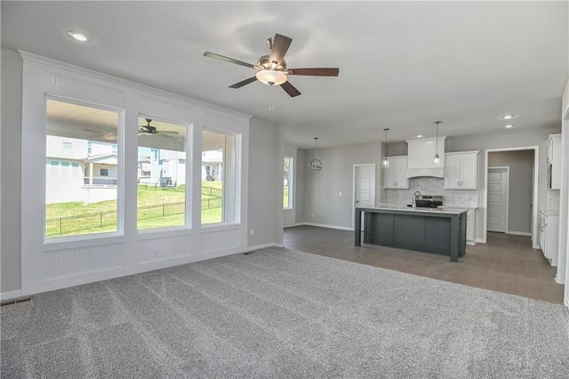 2739 W Park Street, Olathe, KS 66061