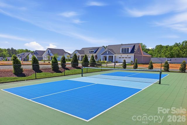 127 Lake Cove Way, Mooresville, NC 28115
