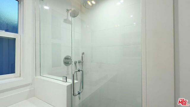 1762 Nichols Canyon Road, Los Angeles, CA 90046