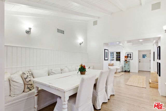 1762 Nichols Canyon Road, Los Angeles, CA 90046