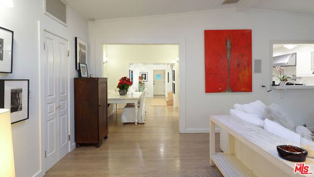 1762 Nichols Canyon Road, Los Angeles, CA 90046