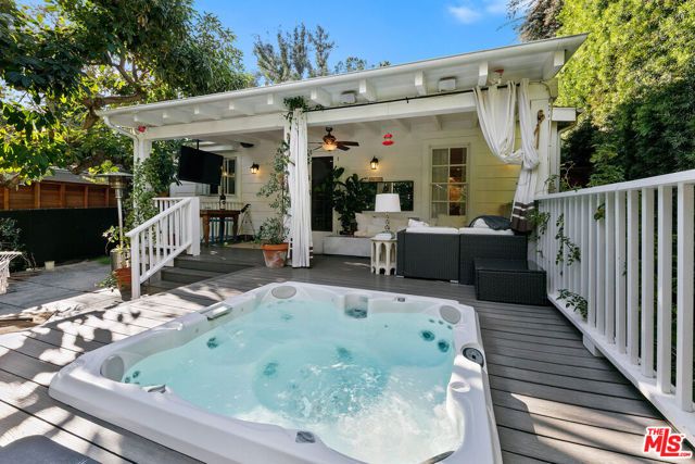 1762 Nichols Canyon Road, Los Angeles, CA 90046