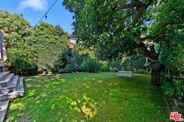 1762 Nichols Canyon Road, Los Angeles, CA 90046