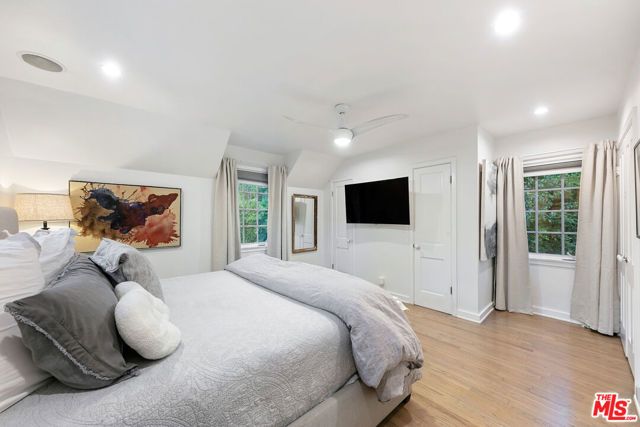 1762 Nichols Canyon Road, Los Angeles, CA 90046