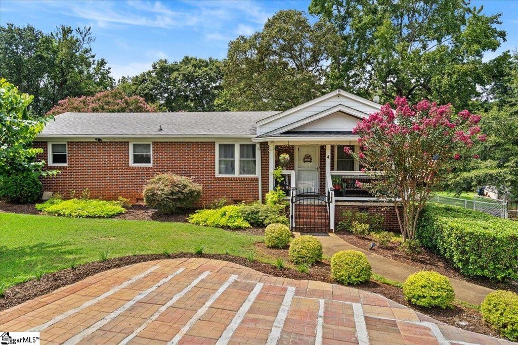 4 Rhonda Court, Greenville, SC 29617