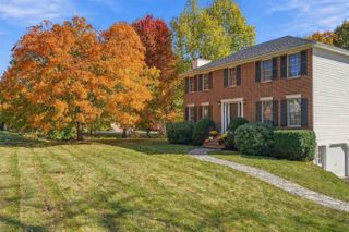 10 Twilight Path, Derry, NH 03038