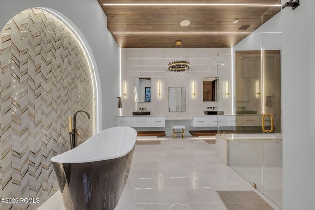 867 S Summit Creek Drive, Other City - Utah, UT 84653