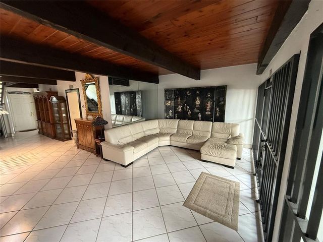 19428 NE 26th Avenue 103b, Miami, FL 33180