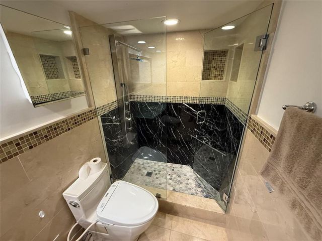 19428 NE 26th Avenue 103b, Miami, FL 33180