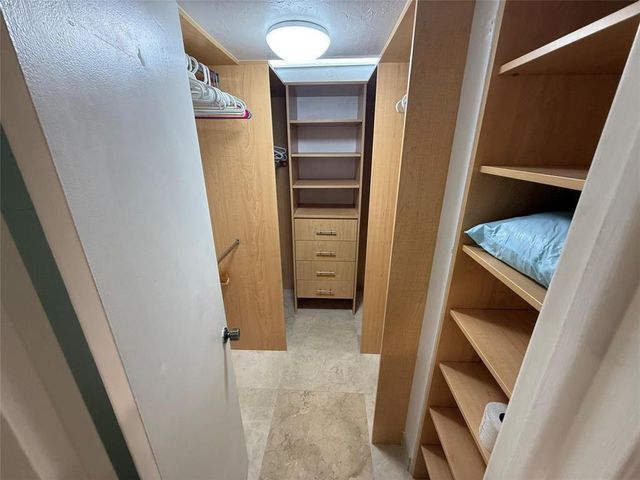 19428 NE 26th Avenue 103b, Miami, FL 33180