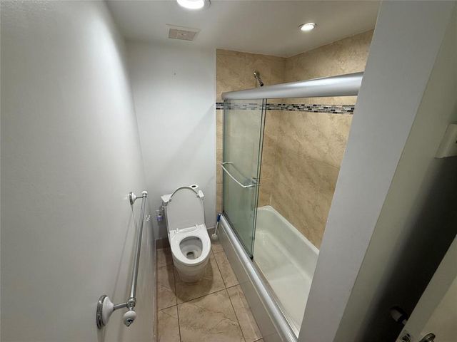 19428 NE 26th Avenue 103b, Miami, FL 33180