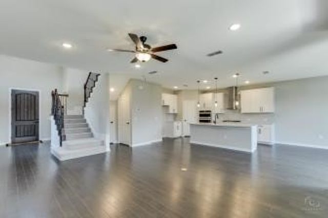 260 Lee Roy Jordan, Irving, TX 75063