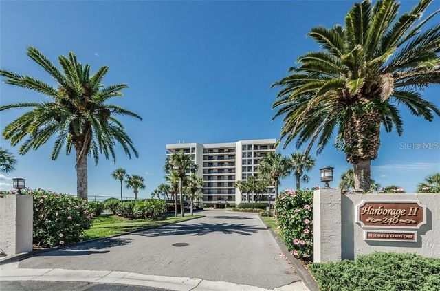 240 SAND KEY ESTATES DRIVE 222, Clearwater, FL 33767