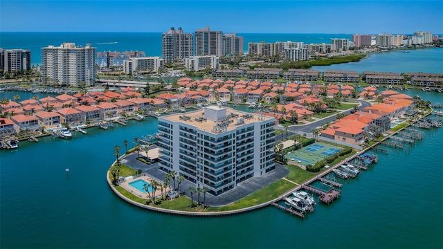 240 SAND KEY ESTATES DRIVE 222, Clearwater, FL 33767