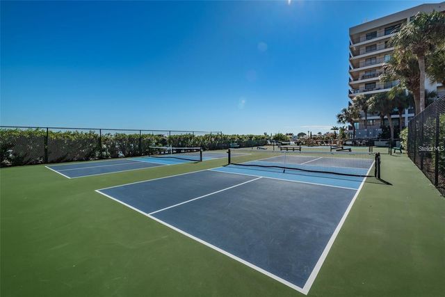 240 SAND KEY ESTATES DRIVE 222, Clearwater, FL 33767