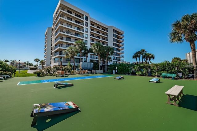 240 SAND KEY ESTATES DRIVE 222, Clearwater, FL 33767