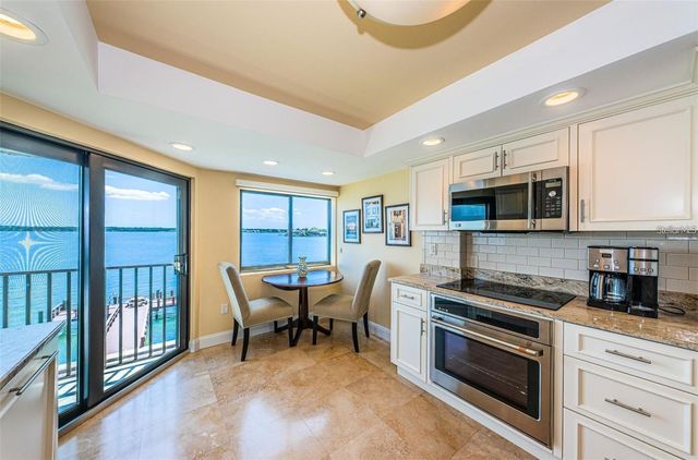 240 SAND KEY ESTATES DRIVE 222, Clearwater, FL 33767
