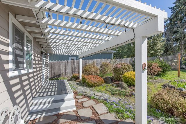 306 Taylor Boulevard, Sequim, WA 98382