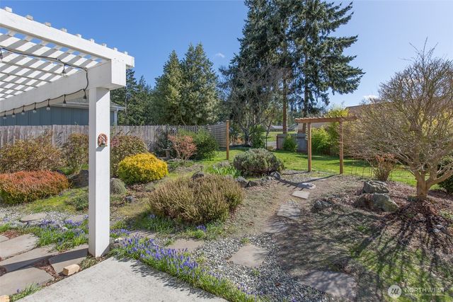 306 Taylor Boulevard, Sequim, WA 98382