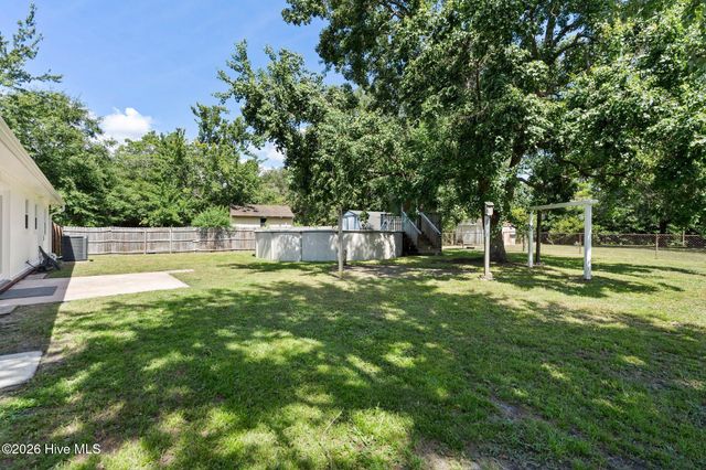 514 Plymouth Drive, Wilmington, NC 28405