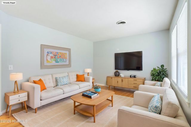 514 Plymouth Drive, Wilmington, NC 28405