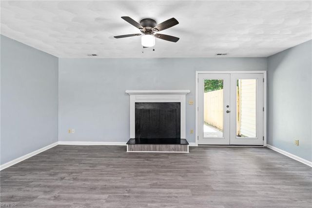 914 Jay Are CT, Virginia Beach, VA 23462