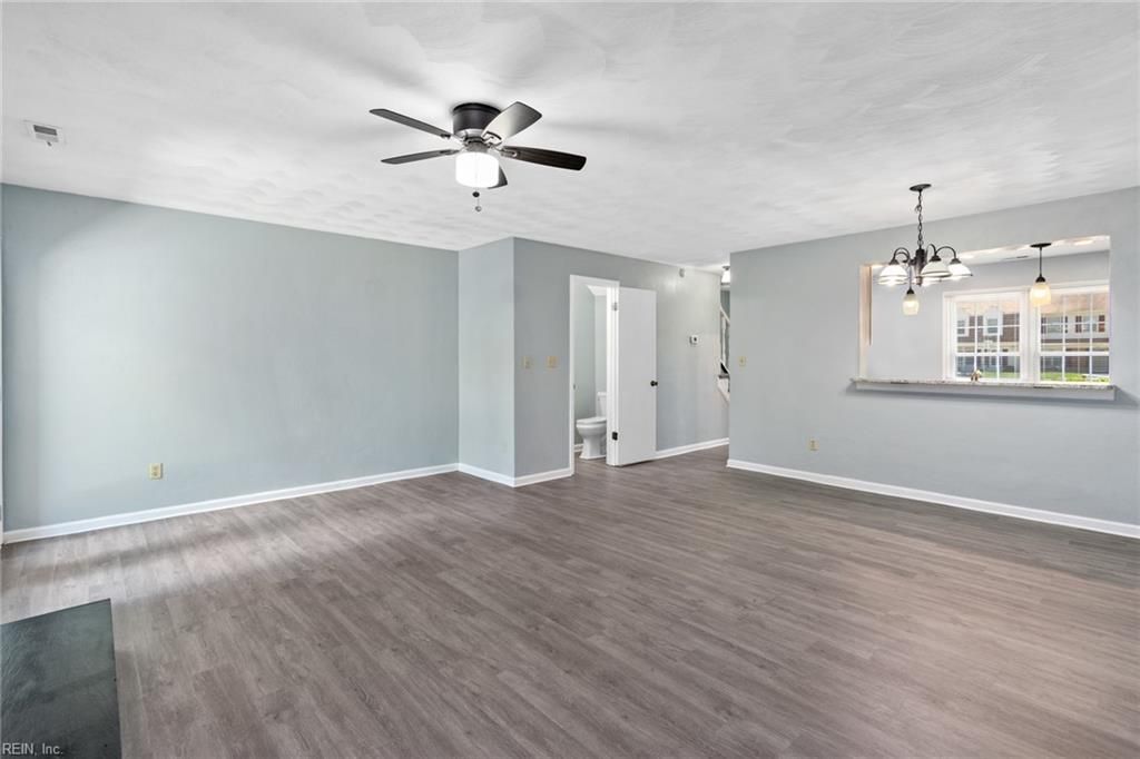 914 Jay Are CT, Virginia Beach, VA 23462