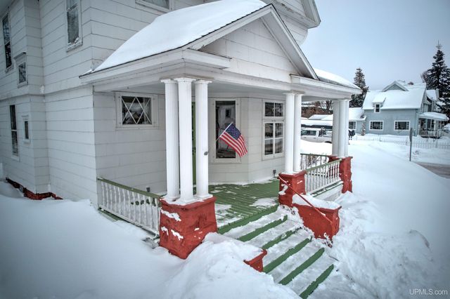 708 Calumet Street, Lake Linden, MI 49945