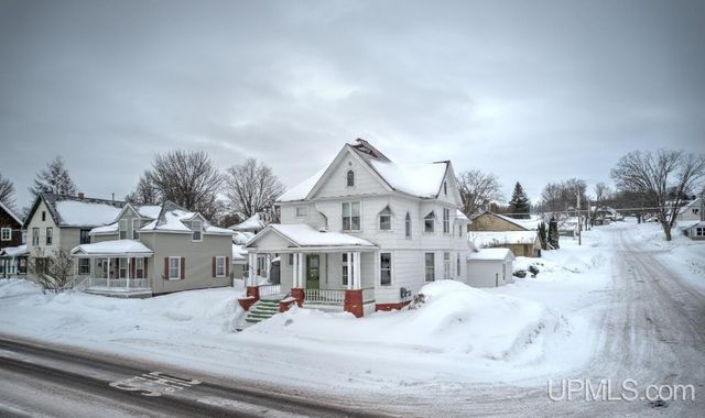 708 Calumet Street, Lake Linden, MI 49945