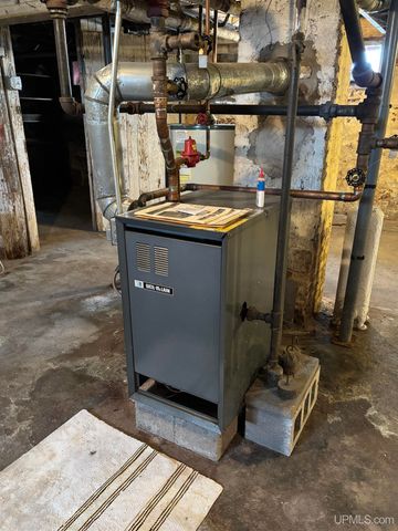 708 Calumet Street, Lake Linden, MI 49945