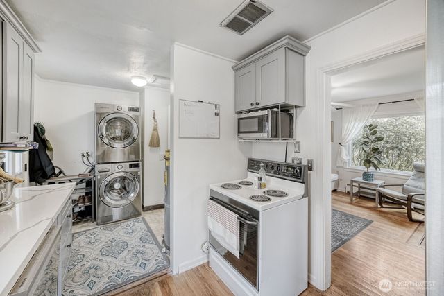 7243 S 125th Street, Seattle, WA 98178