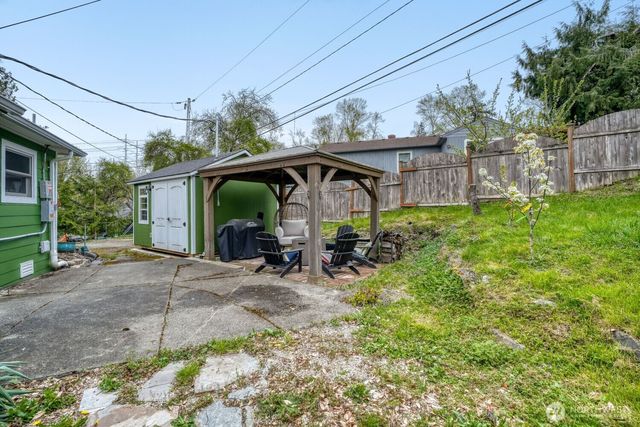 7243 S 125th Street, Seattle, WA 98178