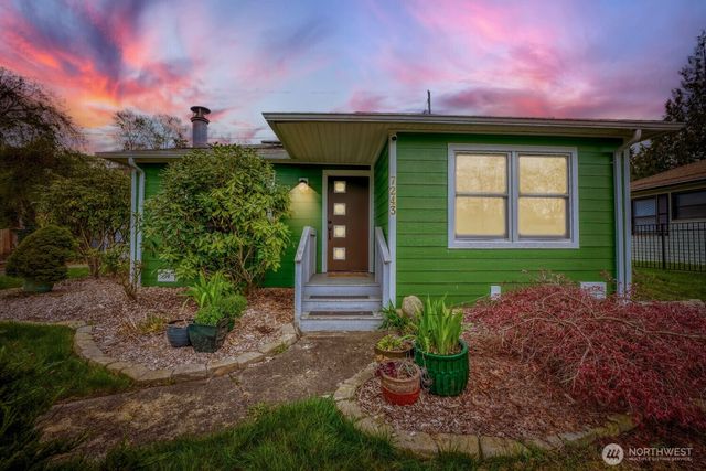 7243 S 125th Street, Seattle, WA 98178